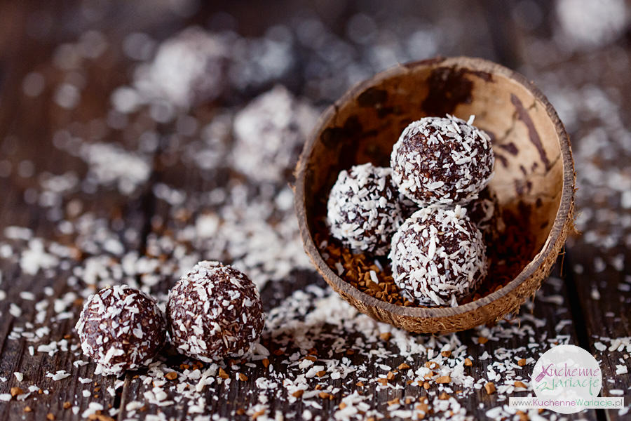 Kulki czekoladowe bez cukru - Kuchenne Wariacje